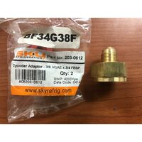 REFRIGERANT GAS CYLINDER ADAPTOR 3/8 MSAE X 3/4 FBSP