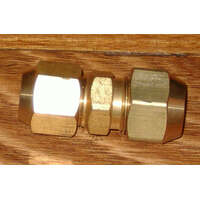 Brass 5/8" to 1/2" Reducing Union With Flare Nuts For RF705 Fridges and Freezers