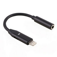 LIGHTNING® TO 3.5MM FEMALE AUDIO ADAPTOR 