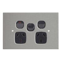 HORIZONTAL WALL POWER OUTLET 10A + SWITCH 